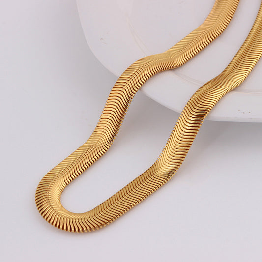 18K Gold Snake Bone Copper Chain Necklace – Stylish and Elegant
