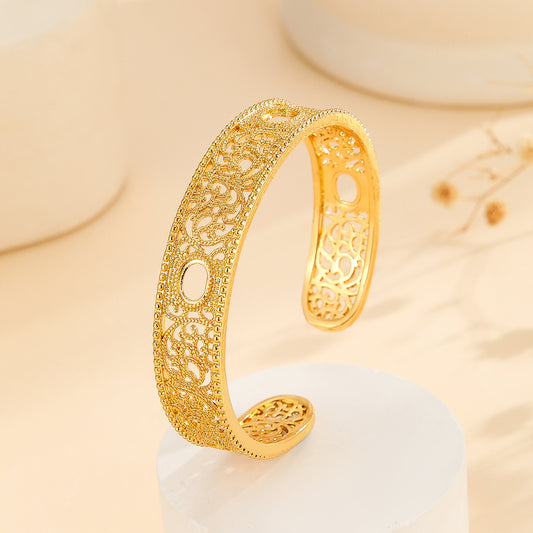 1pcs Luxury Gold Lace Flower Bracelet – Retro Palace Style Wedding Jewelry