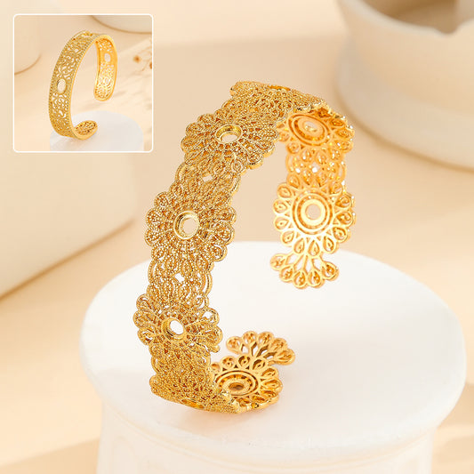 1pcs Luxury Gold Lace Flower Bracelet – Retro Palace Style Wedding Jewelry